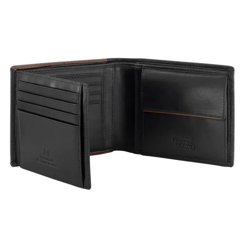 Portfel Camel Active czarny z naturalnej skóry – funkcjonalne wnętrze z kieszenią na monety i miejscem na karty. Camel Active black leather wallet – functional interior with coin pocket and card slots.