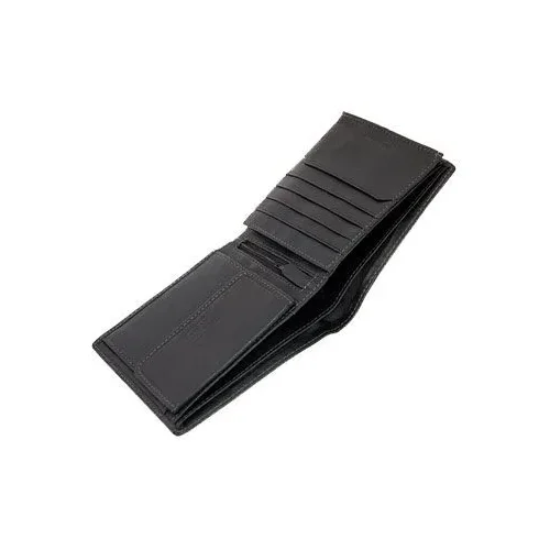 Wnętrze portfela Camel Active B34-706 – układ kieszeni / Interior of Camel Active B34-706 wallet – pocket layout.