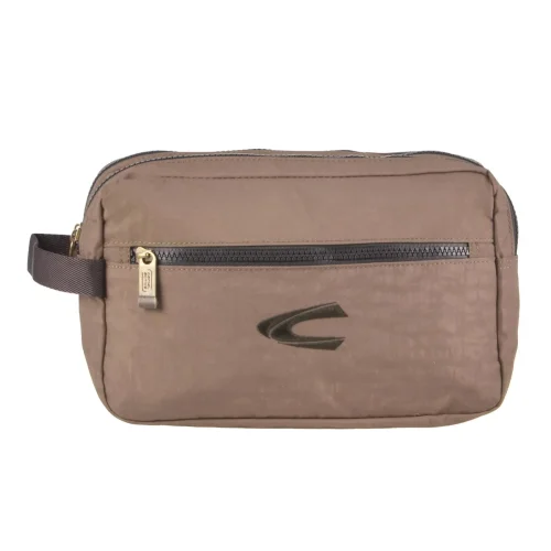 Oliwkowa kosmetyczka Camel Active – widok z boku Olive Camel Active toiletry bag – side profile
