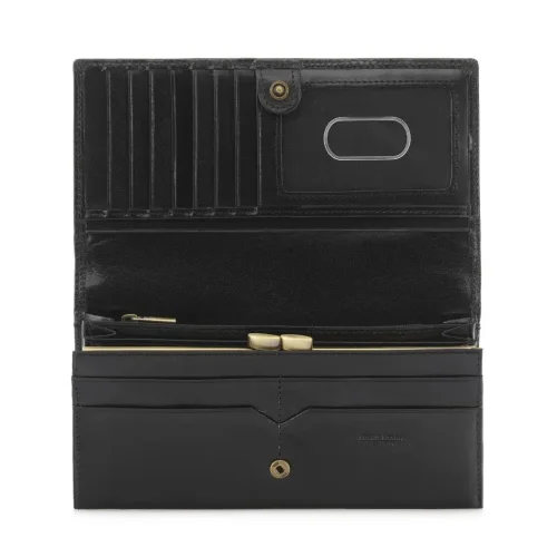 Wnętrze portfela damskiego OCHNIK ITALY PL-187-99 – miejsca na karty i banknoty / Interior of OCHNIK ITALY PL-187-99 women’s wallet – card and banknote compartments