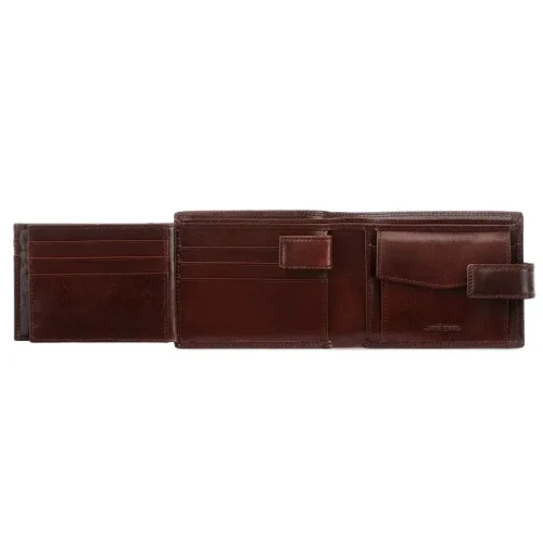 Wnętrze portfela OCHNIK PL-191 brąz – przegródki na karty i dokumenty Inside of OCHNIK PL-191 brown wallet – card and document slots