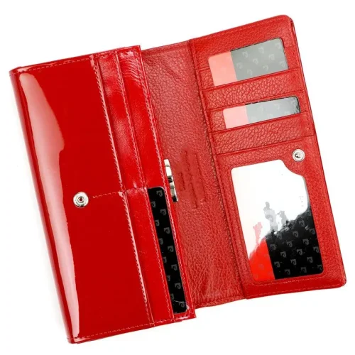 Wnętrze portfela damskiego Pierre Cardin 07 SHINY 100 – przegródki na karty i banknoty Interior of Pierre Cardin 07 SHINY 100 women’s wallet – card and banknote compartments