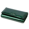 Portfel damski Pierre Cardin zielony lakierowany – profil Pierre Cardin women’s patent leather wallet – profile view