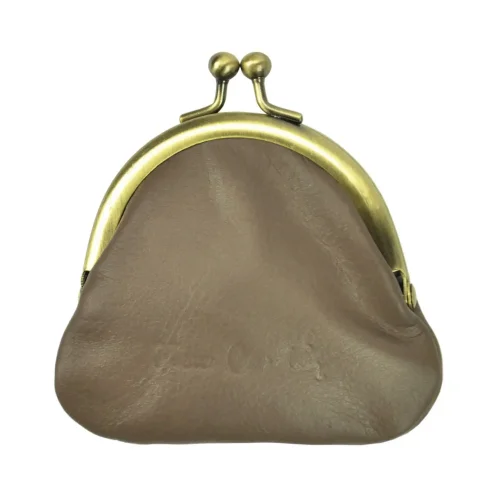 Mały damski portfelik Pierre Cardin 7790 beżowy – widok z przodu Pierre Cardin 7790 beige women’s coin purse – front vie