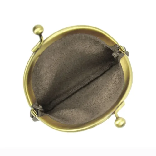 ortfelik damski Pierre Cardin 7790 beżowy – wnętrze i konstrukcja Pierre Cardin 7790 beige coin purse – inside and construction