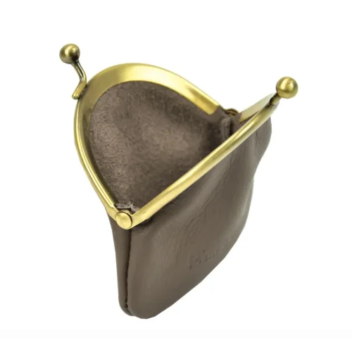 Portfelik damski Pierre Cardin 7790 beżowy – prezentacja profilu Pierre Cardin 7790 beige coin purse – profile presentation