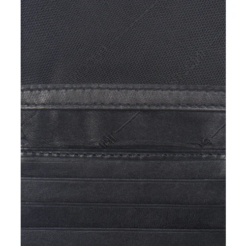 PUCCINI MU1953 – smukły profil portfela PUCCINI MU1953 – cienki, wygodny w noszeniu w kieszeni PUCCINI MU1953 – slim wallet profile PUCCINI MU1953 – thin, comfortable to carry in pocket