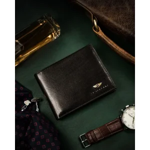 Tył portfela PETERSON PTN-304-P wykonany ze skóry naturalnej widok z przodu