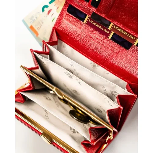 Czerwony portfel damski Peterson zamykany na zatrzask – elegancki design / Red Peterson women’s wallet with snap closure – elegant design