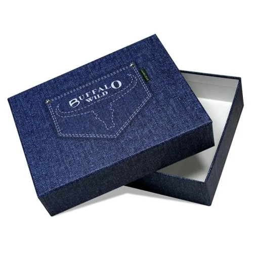 Portfel WILD Buffalo w firmowym pudełku prezentowym WILD Buffalo wallet in branded gift box