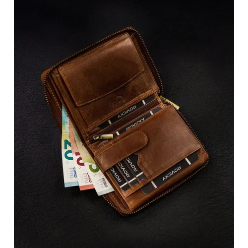 Wild N31892 portfel męski – schowki na dokumenty Wild N31892 men’s wallet – document compartments