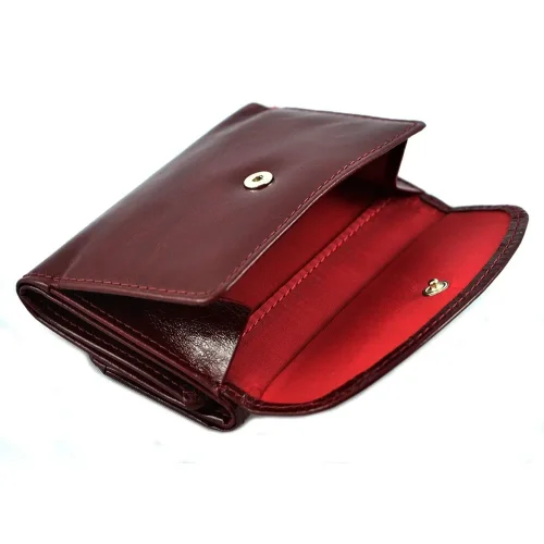 Otwarty portfel skórzany Swarovski SV-020 – funkcjonalne wnętrze Open Swarovski SV-020 leather wallet – functional interior